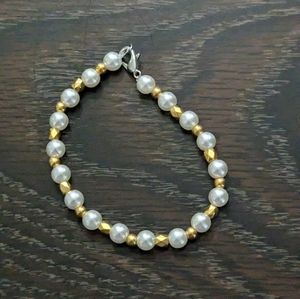 Handmade Faux Pearl Beaded bracelet